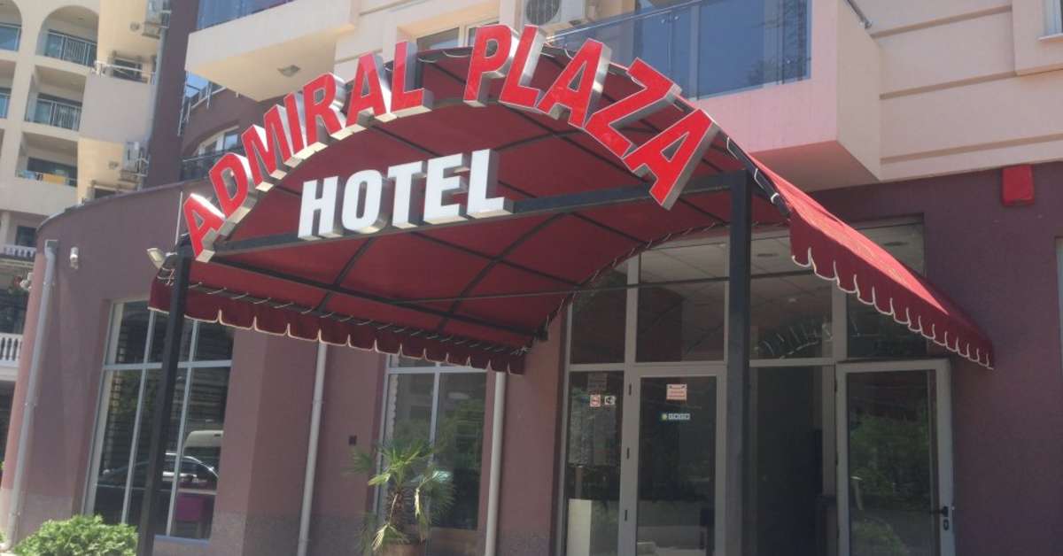 Een foto van Admiral Plaza