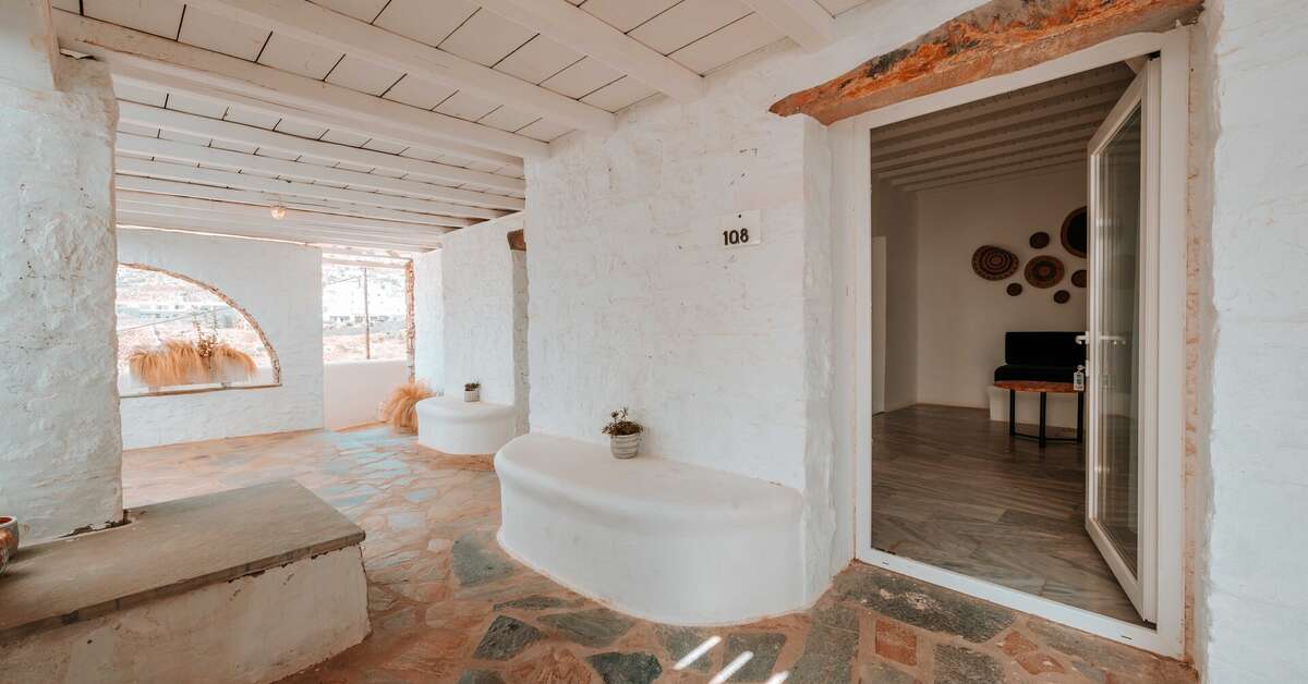 Een foto van Mr & Mrs White Mykonos