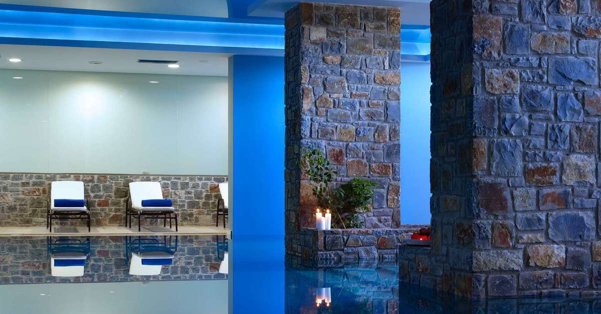 Een foto van het zwembad bij Filion Suites Resort & Spa