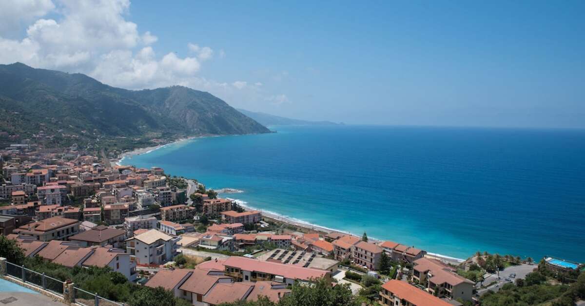 Een foto van het strand bij GH Avalon Sikani Resort
