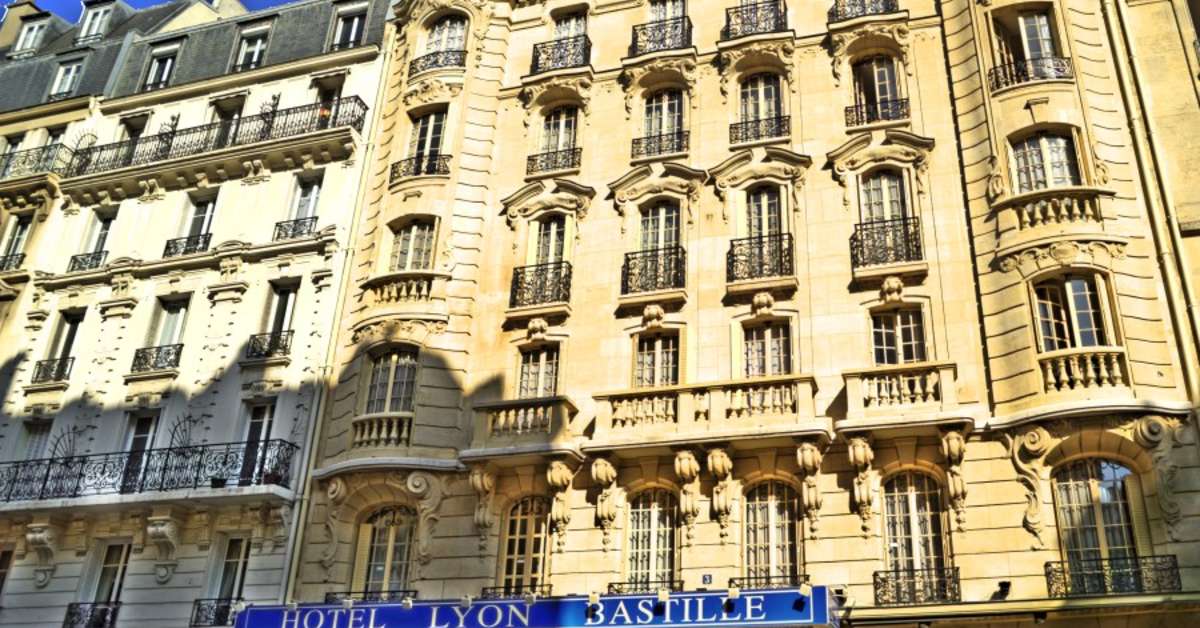 Een foto van de buitenkant van Hotel Lyon Bastille