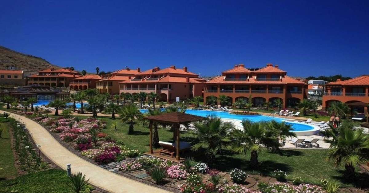 Een foto van het zwembad bij Pestana Porto Santo Beach Resort & Spa