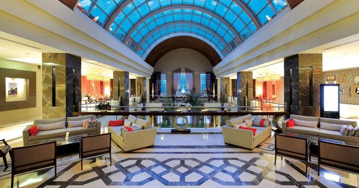 Een foto van het interieur van Radisson Blu Resort & Spa Cesme