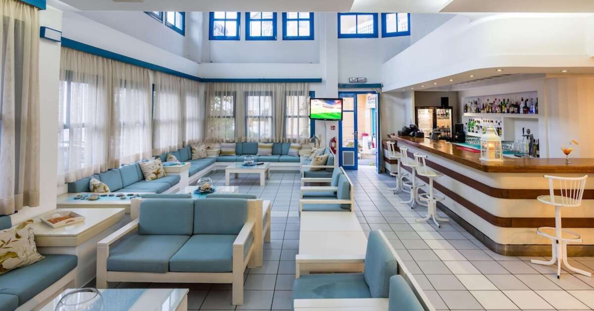 Een foto van het interieur van Hersonissos Central