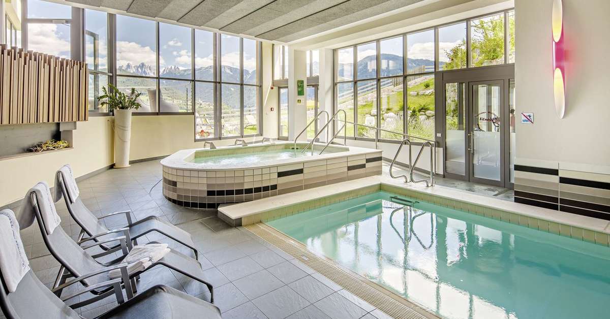 Een foto van het zwembad bij Hotel Feldthurnerhof