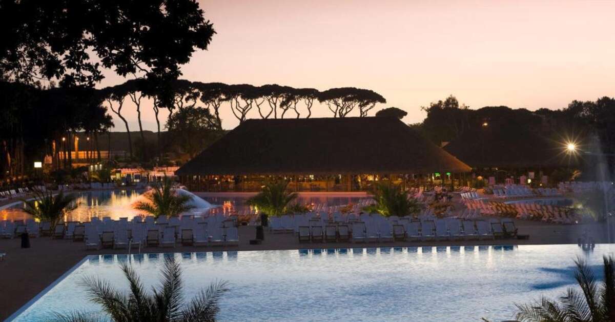 Een foto van het zwembad bij Camping Village Park Albatros