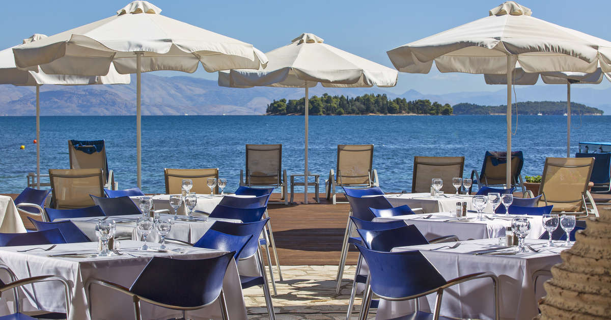 Een foto van het terras bij Kontokali Bay Resort & Spa