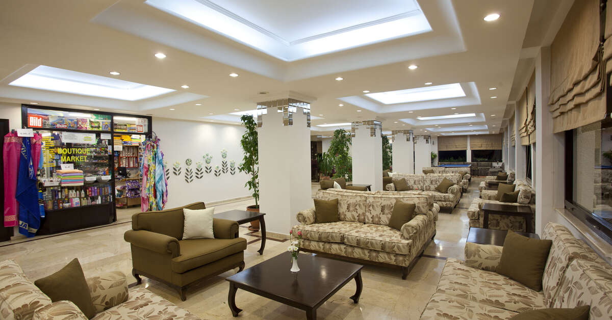 Een foto van het interieur van Club Hotel Titan