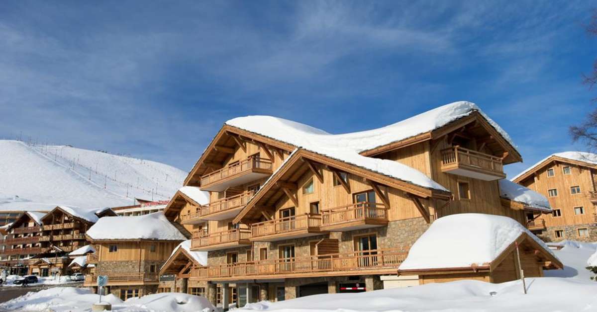 Een foto van de buitenkant van Residence Le Cristal de l'Alpe