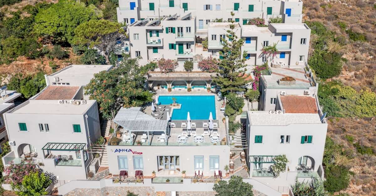 Een foto van het zwembad bij Aphea Village