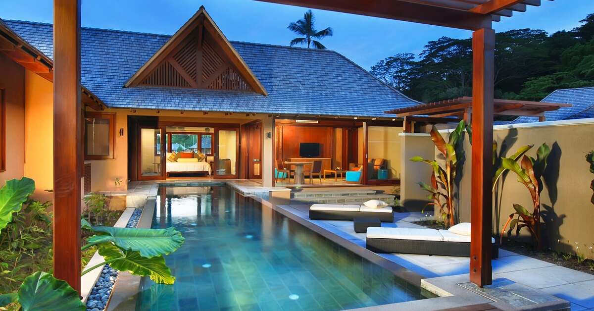 Ein Foto vom Pool im Constance Ephelia
