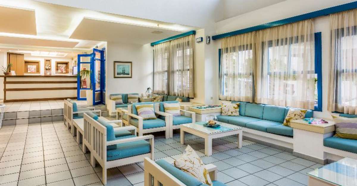 Een foto van het interieur van Hersonissos Central