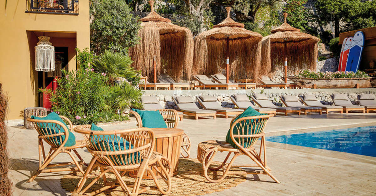 Ein Foto vom Pool im Bikini Island & Mountain Hotel