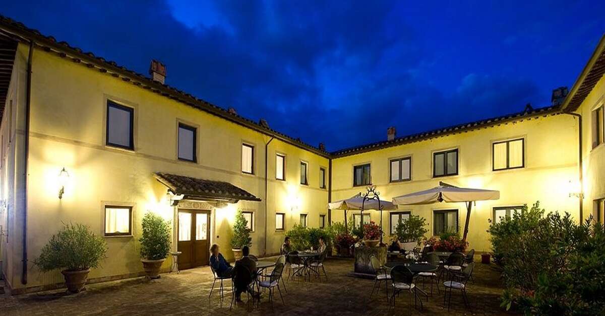 Een foto van het terras bij Relais Dell'Olmo