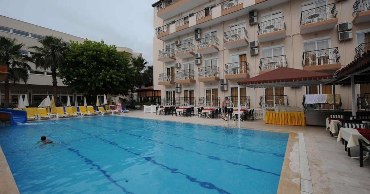 Een foto van het zwembad bij Saygili Beach Hotel
