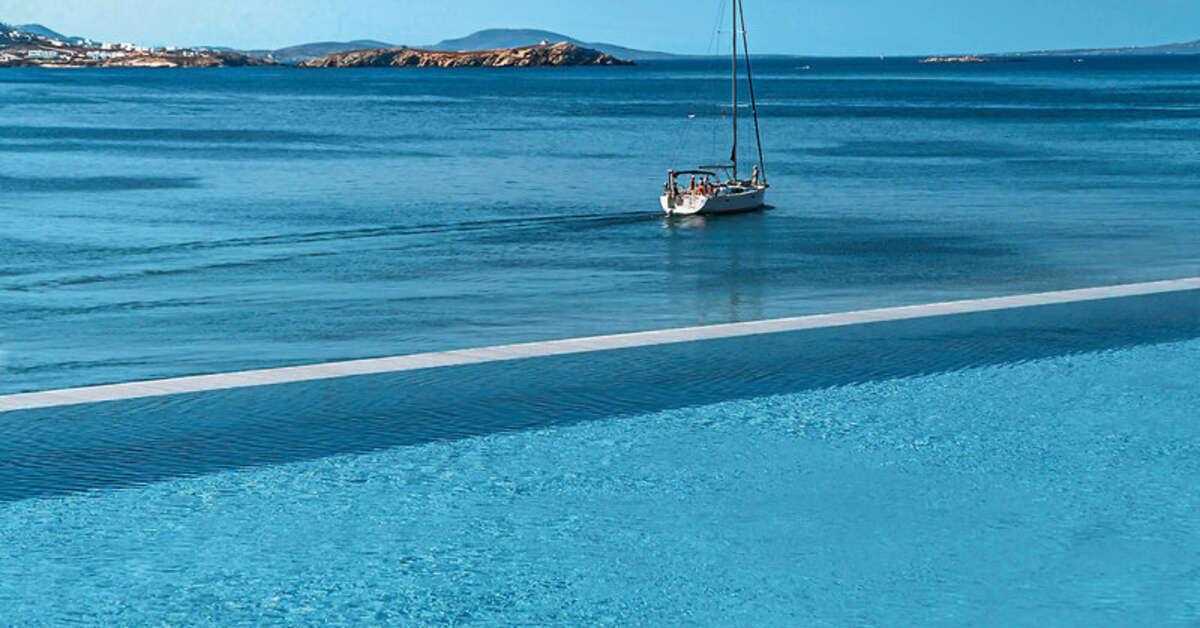 Een foto van het zwembad bij Mykonos Riviera Hotel & Spa