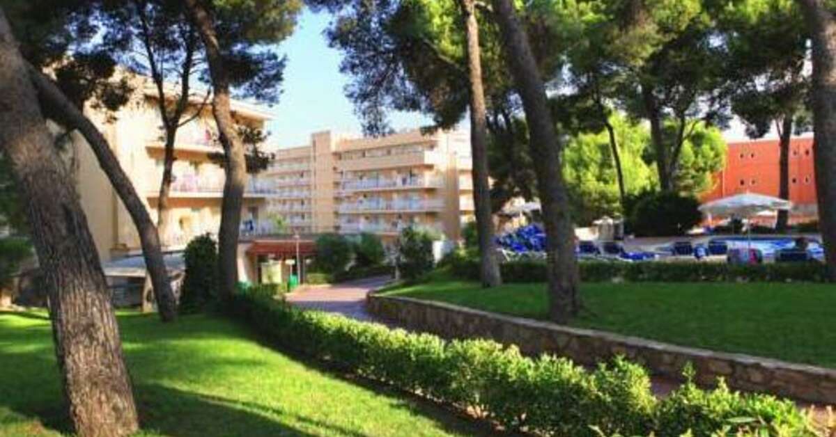Een foto van de buitenkant van Palma Bay Club Resort & Annex