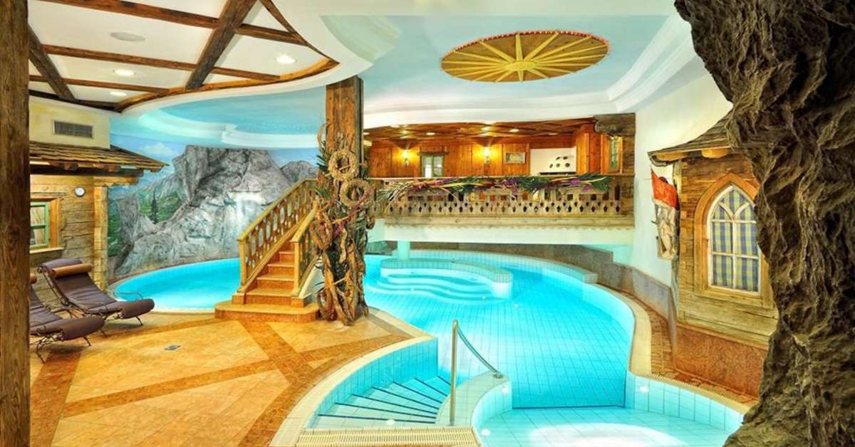 Een foto van het zwembad bij Hotel Zur Dorfschmiede