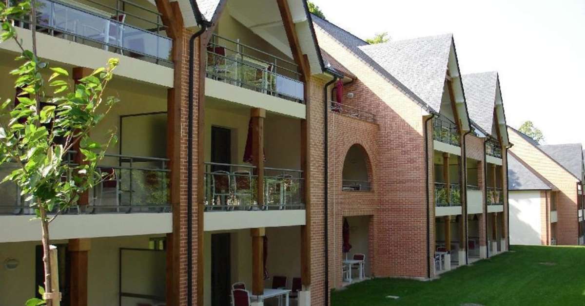 Een foto van de buitenkant van Residence Du Parc