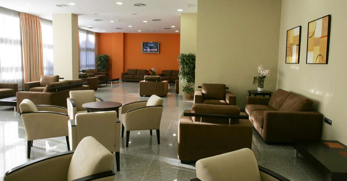 Een foto van het interieur van Hotel Bahia de Almunecar
