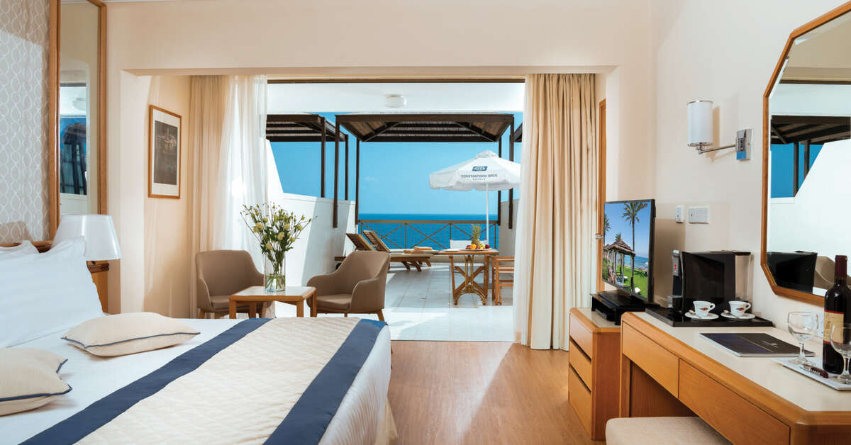 Een foto van Constantinou Bros Asimina Suites Hotel