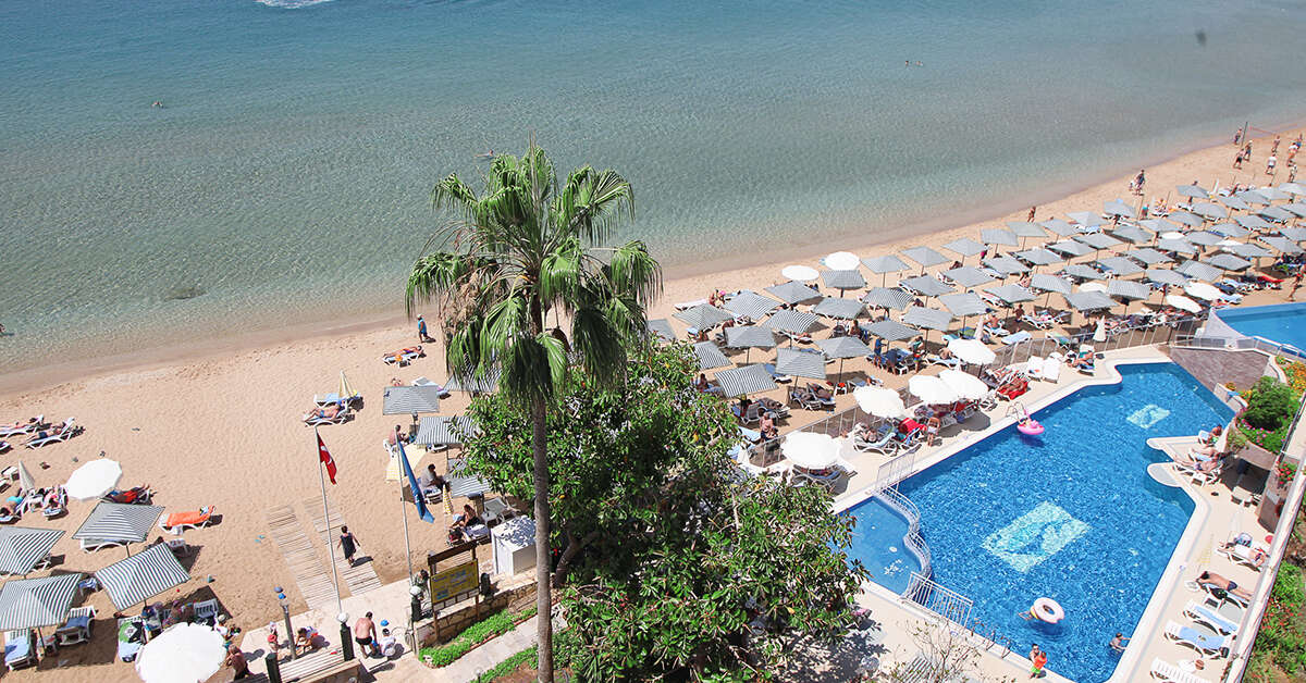 Ein Foto vom Pool im Aska Just In Beach