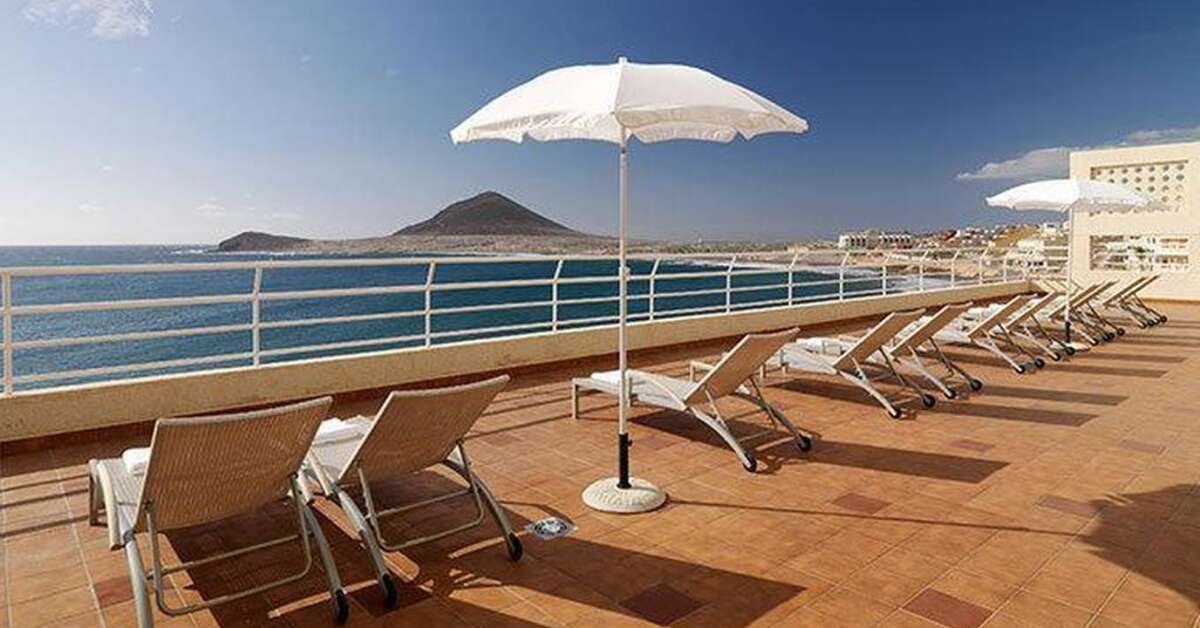 Een foto van het terras bij Hotel Medano
