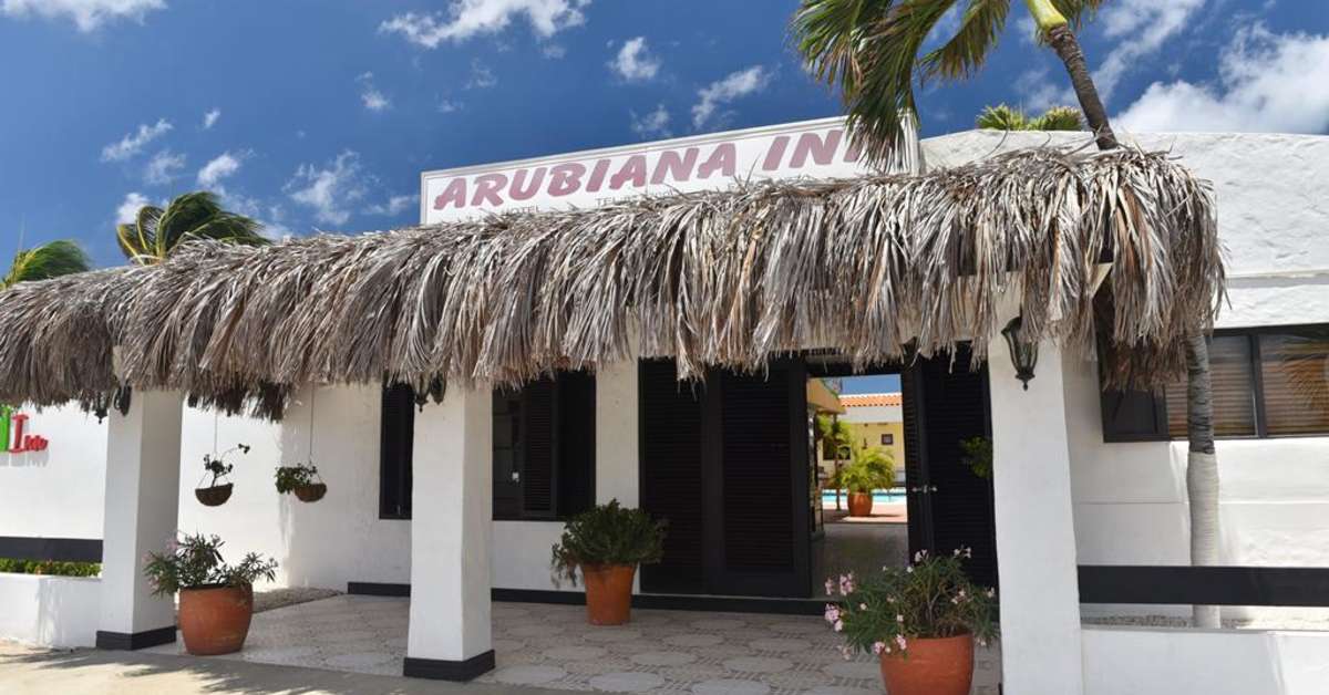 Een foto van de buitenkant van Arubiana Inn