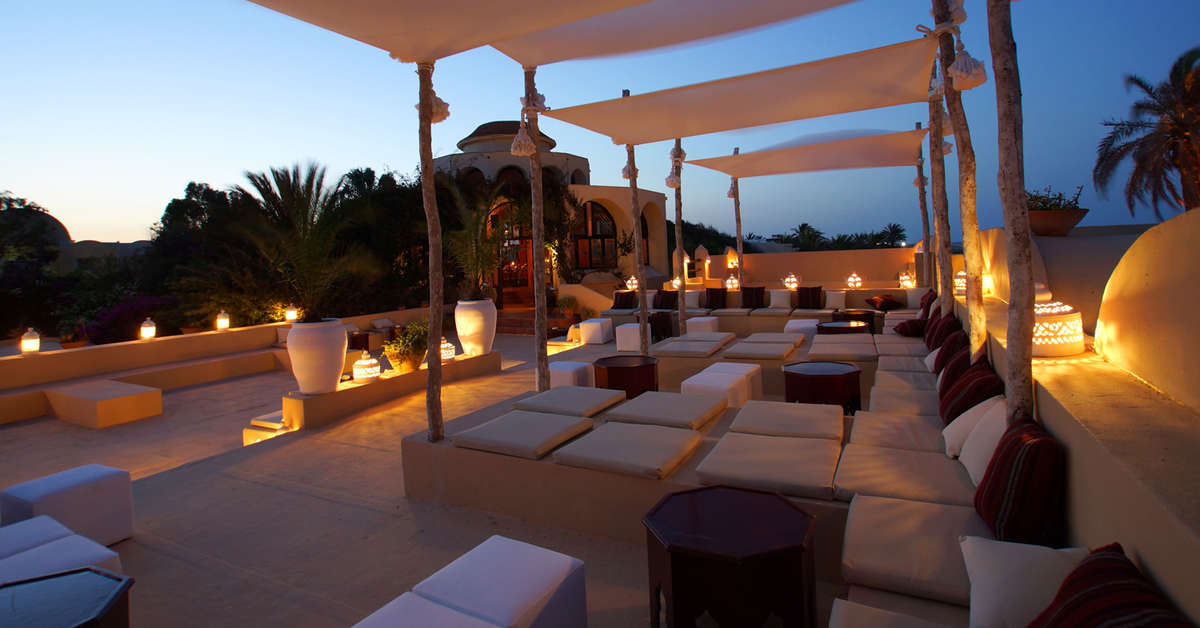 Een foto van het terras bij Hotel Africa Jade Thalasso
