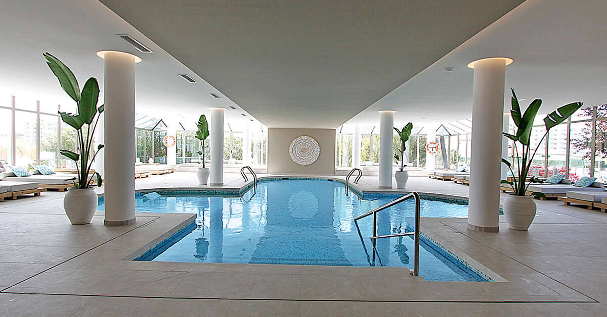 Een foto van het zwembad bij BG Hotel Rei del Mediterrani Palace
