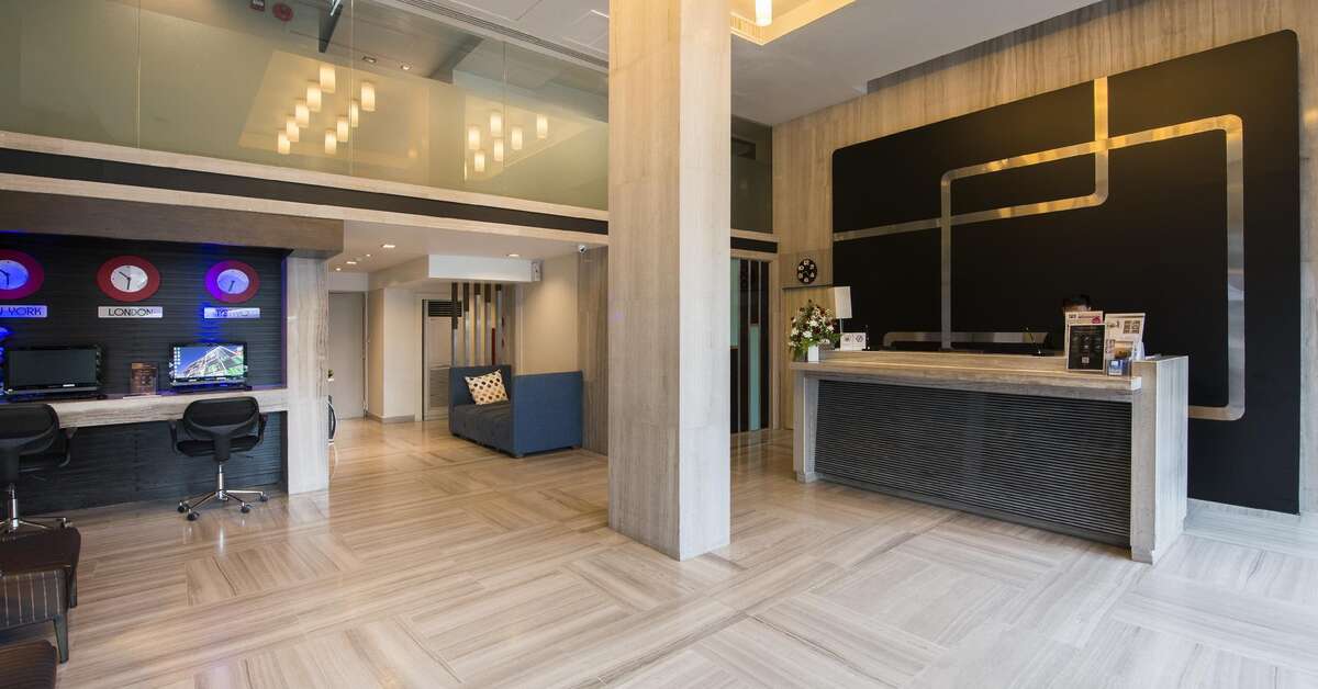 Een foto van FX Hotel Metrolink Makkasan