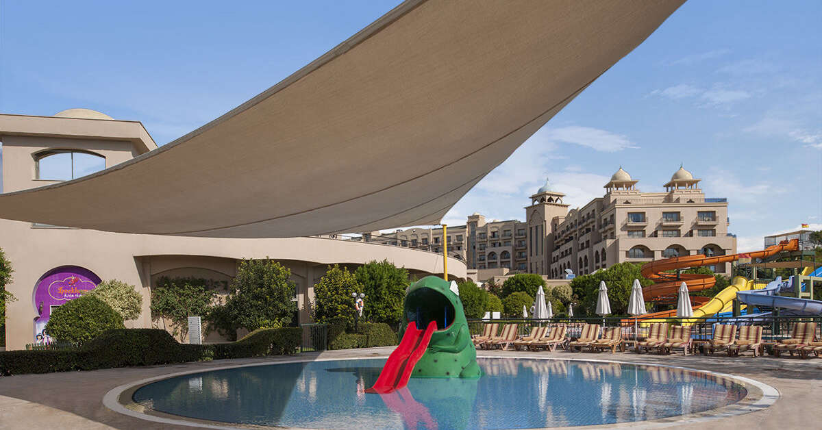 Een foto van het zwembad bij Spice Hotel & Spa