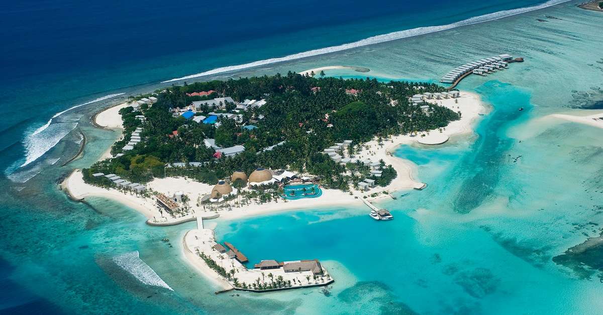 Een foto van de buitenkant van Holiday Inn Resort Kandooma Maldives