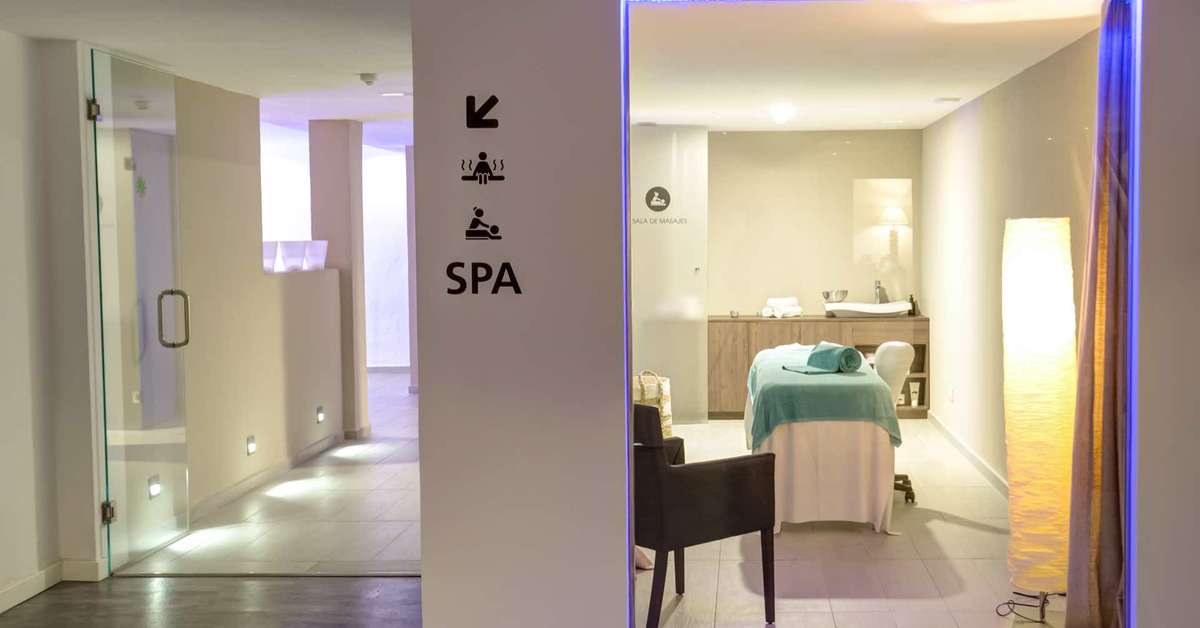 Een foto van R2 Bahia Cala Ratjada Design Hotel