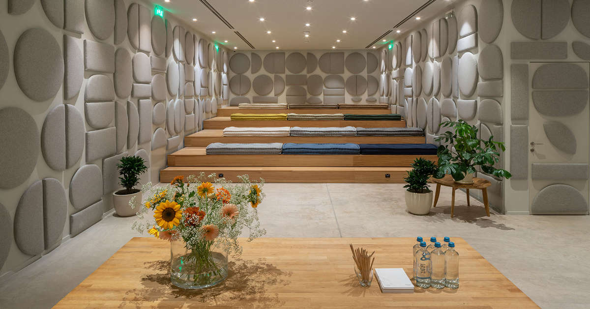 Een foto van het interieur van Coco-Mat Athens BC Hotel