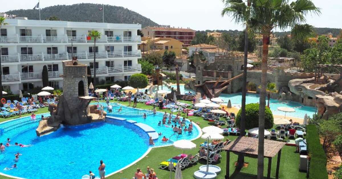 Ein Foto Pirates Village Apartments