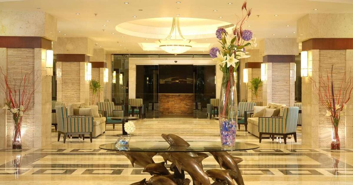 Een foto van het interieur van Xperience Sea Breeze Resort