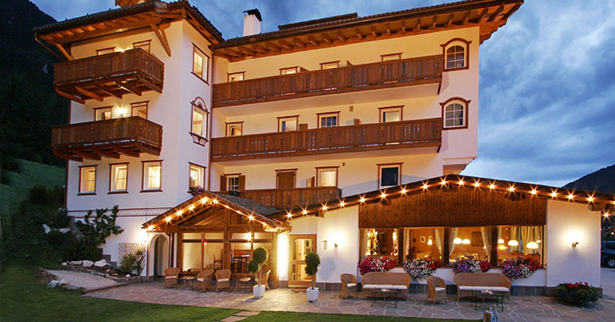 Een foto van de buitenkant van Rainell Dolomites Retreat