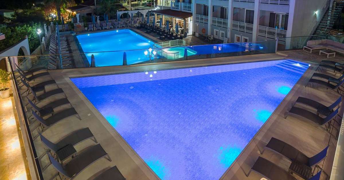 Een foto van het zwembad bij Mary Elen Boutique Hotel