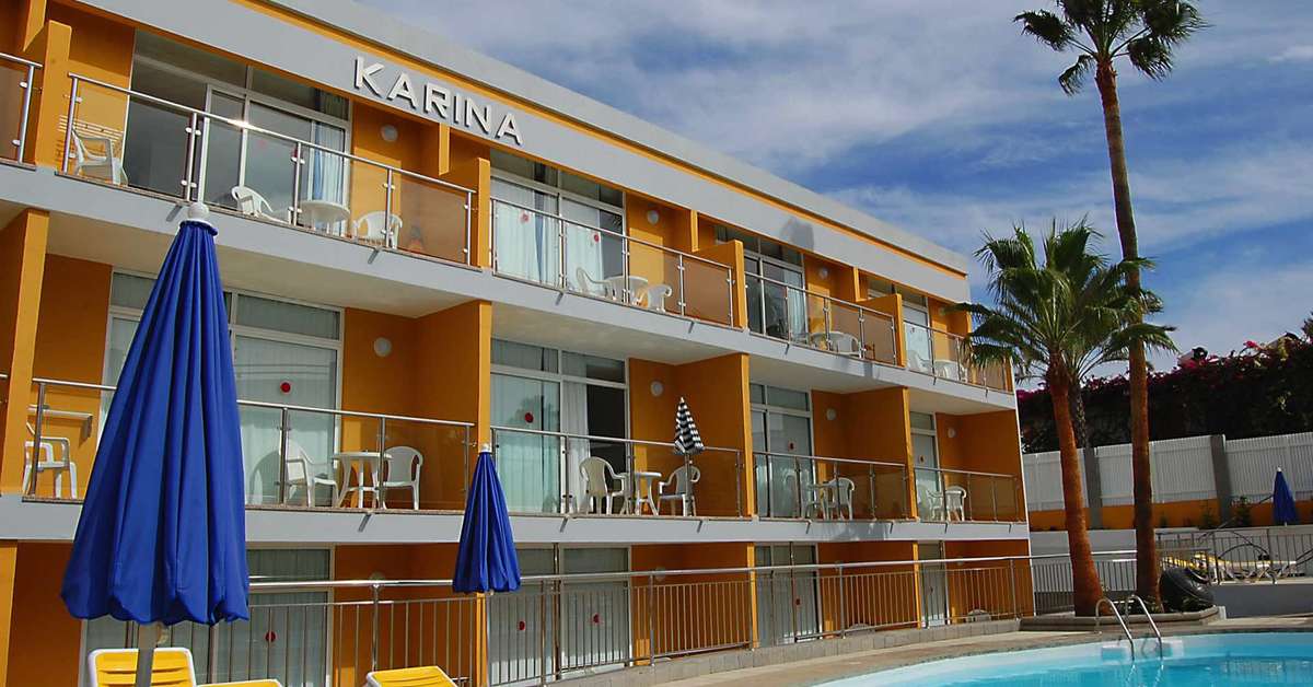 Een foto van de buitenkant van Appartementen Karina