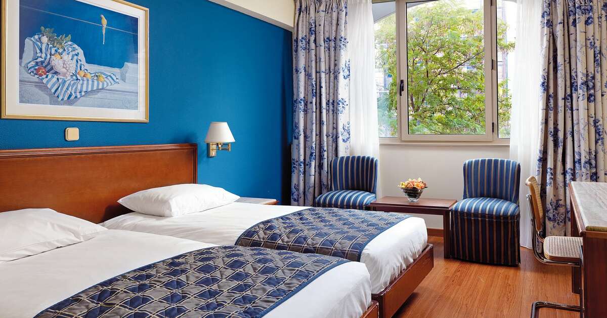 Ein Foto Titania Hotel