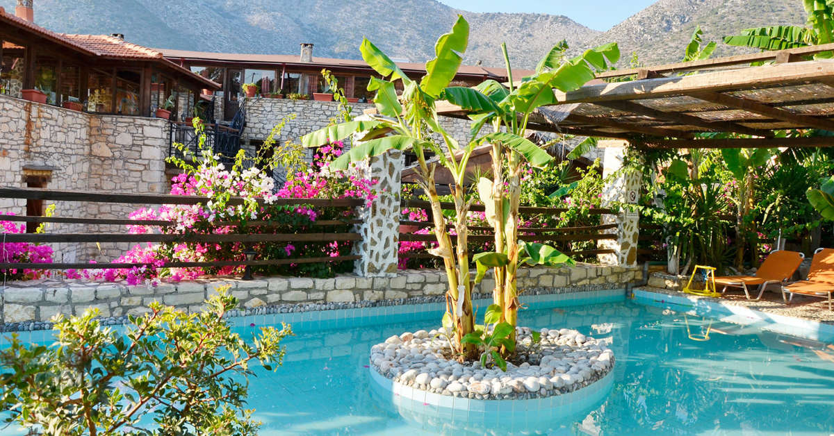Ein Foto vom Pool im Stone Village Petrino Horio