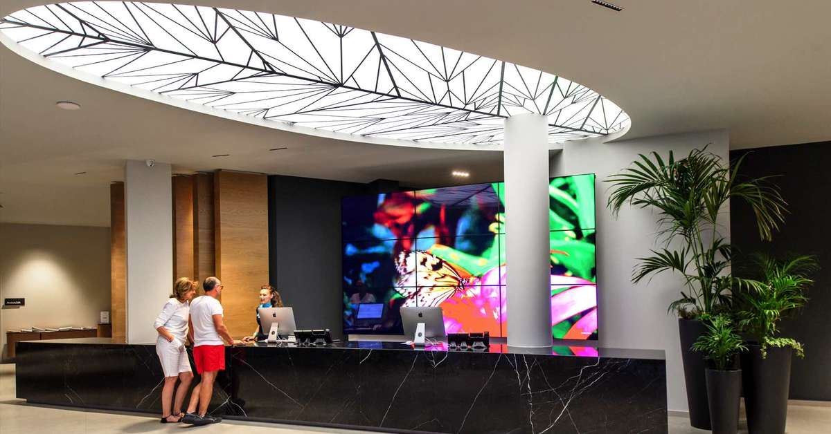 Een foto van het interieur van Akrathos Beach Hotel