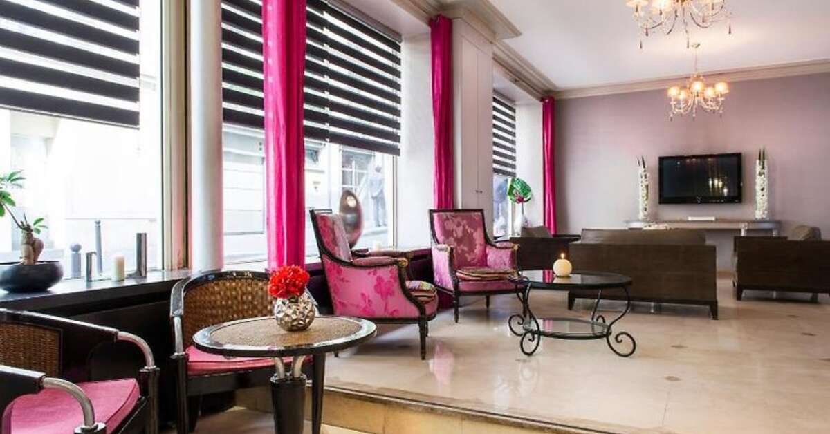 Een foto van het interieur van Hotel Corona Rodier
