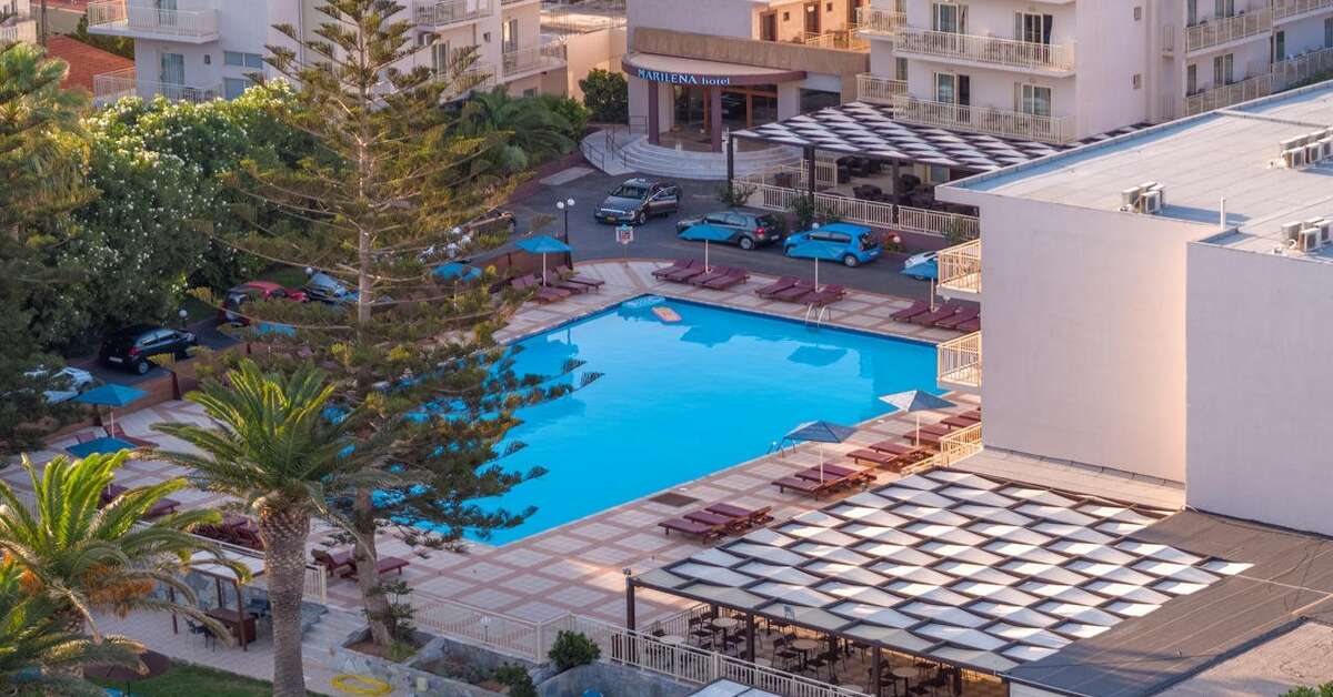 Een foto van het zwembad bij Hotel Marilena