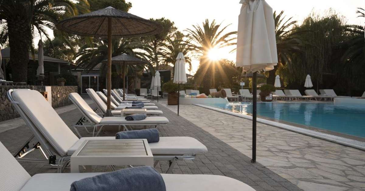 Een foto van het zwembad bij Art Hotel Debono
