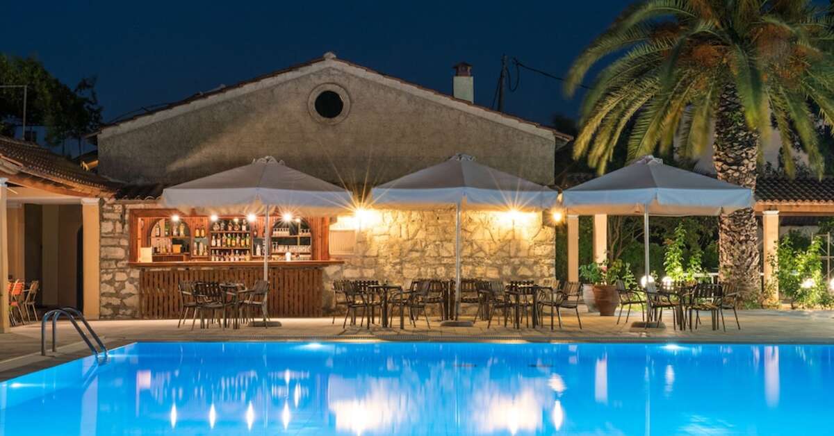 Een foto van het zwembad bij Sunset Hotel Corfu