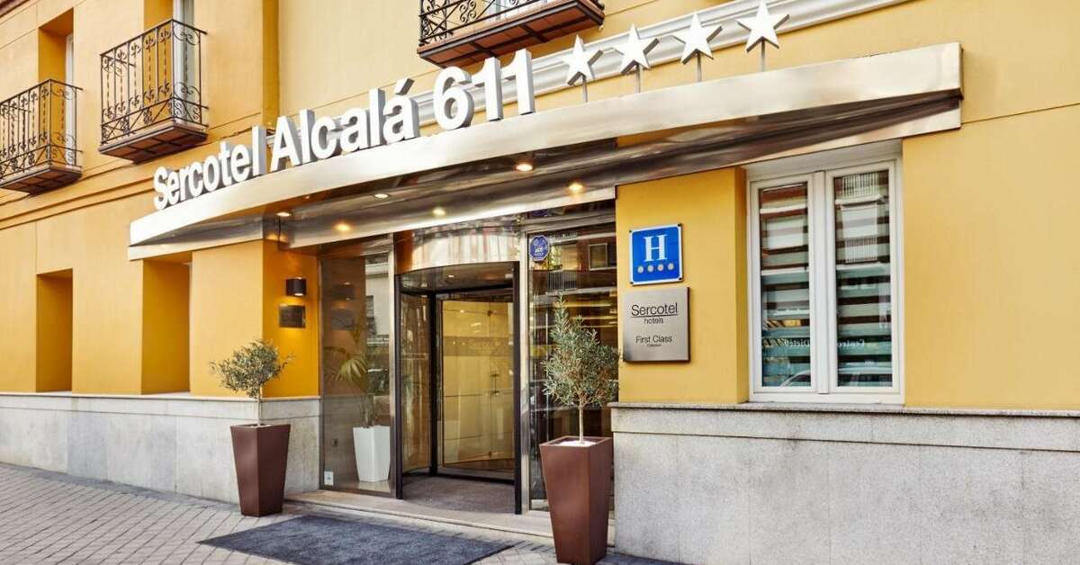 Een foto van de buitenkant van Sercotel Alcala 611
