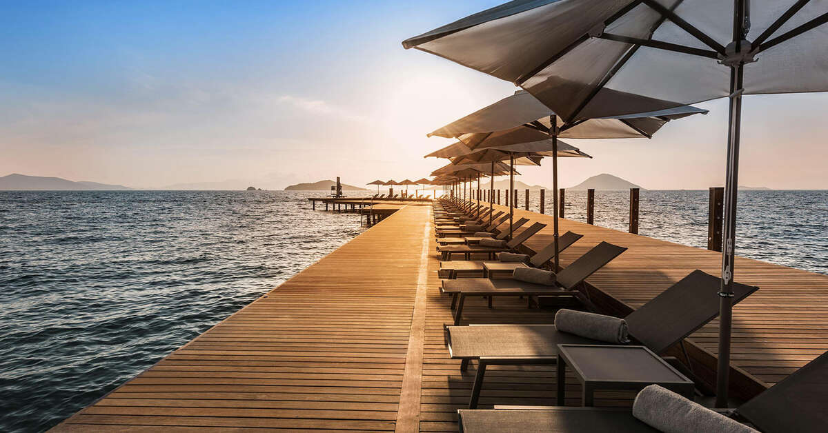 Ein Foto von der Terrasse im Swissotel Resort Bodrum Beach