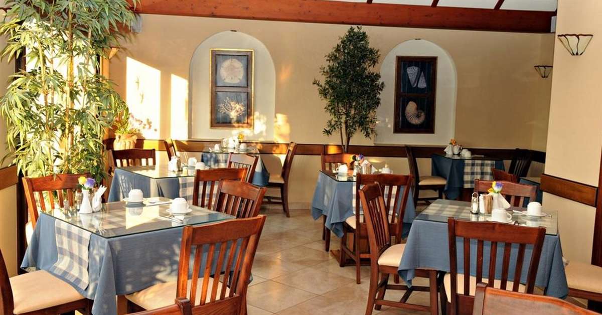 Ein Foto von den Einrichtungen im Athena Hotel